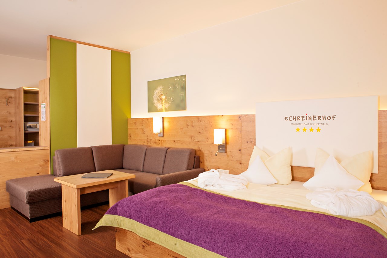 Familotel Schreinerhof - 4 Sterne Superior  Vorstellung der Zimmer Family Suite Schreinerhof Top