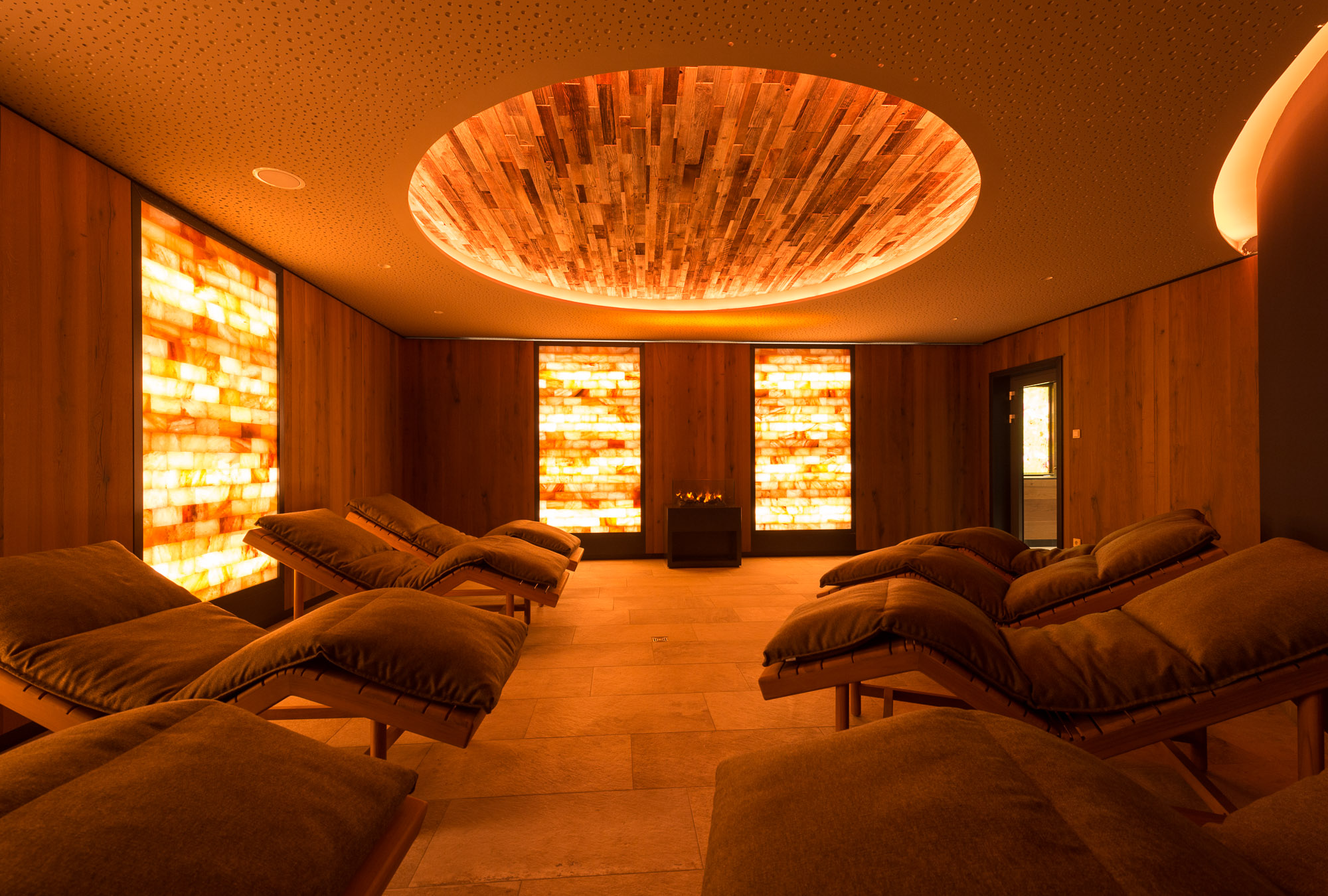 Ferien Bauernhof: Entspannung pur in der Infrarot Sauna - Familotel Schreinerhof - 4 Sterne Superior 