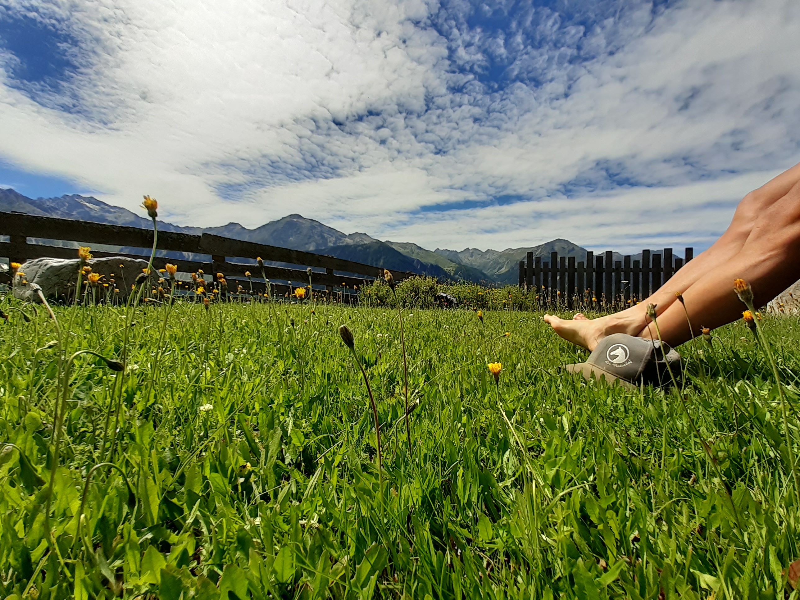 Bauernhofurlaub-Angebot: Gartenlounge  - Sommer - Wellnesstage im Ötztal