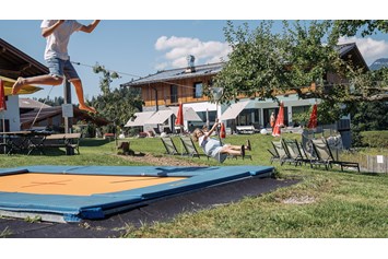 Ferien Bauernhof: Spielplatz - Feriengut Unterhochstätt
