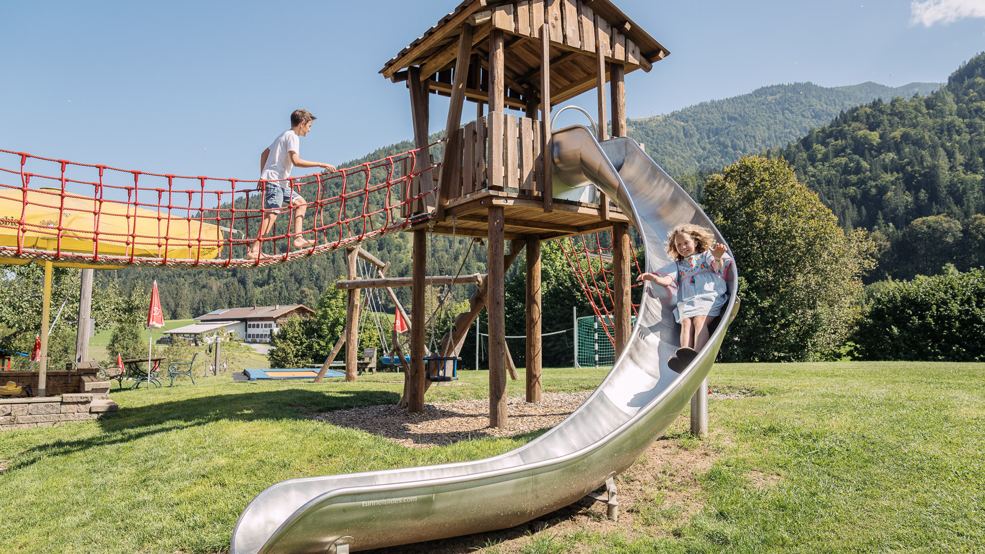 Ferien Bauernhof: Spielplatz - Feriengut Unterhochstätt