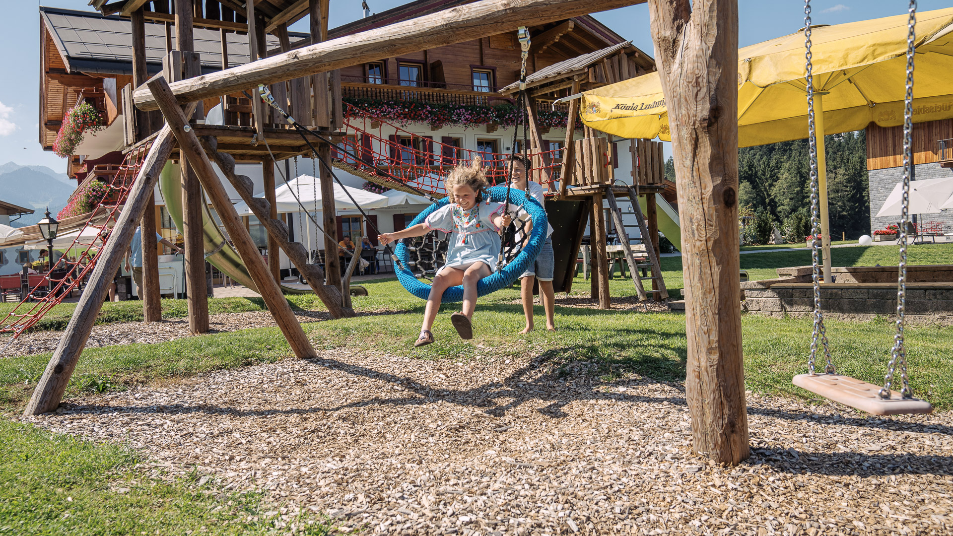 Ferien Bauernhof: Spielplatz - Feriengut Unterhochstätt