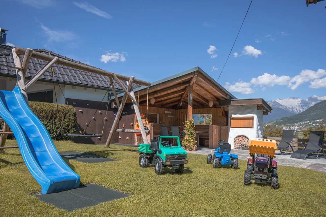 Ferien Bauernhof: Spielplatz - Kinderbauernhof Albeineler Pitztal Tirol