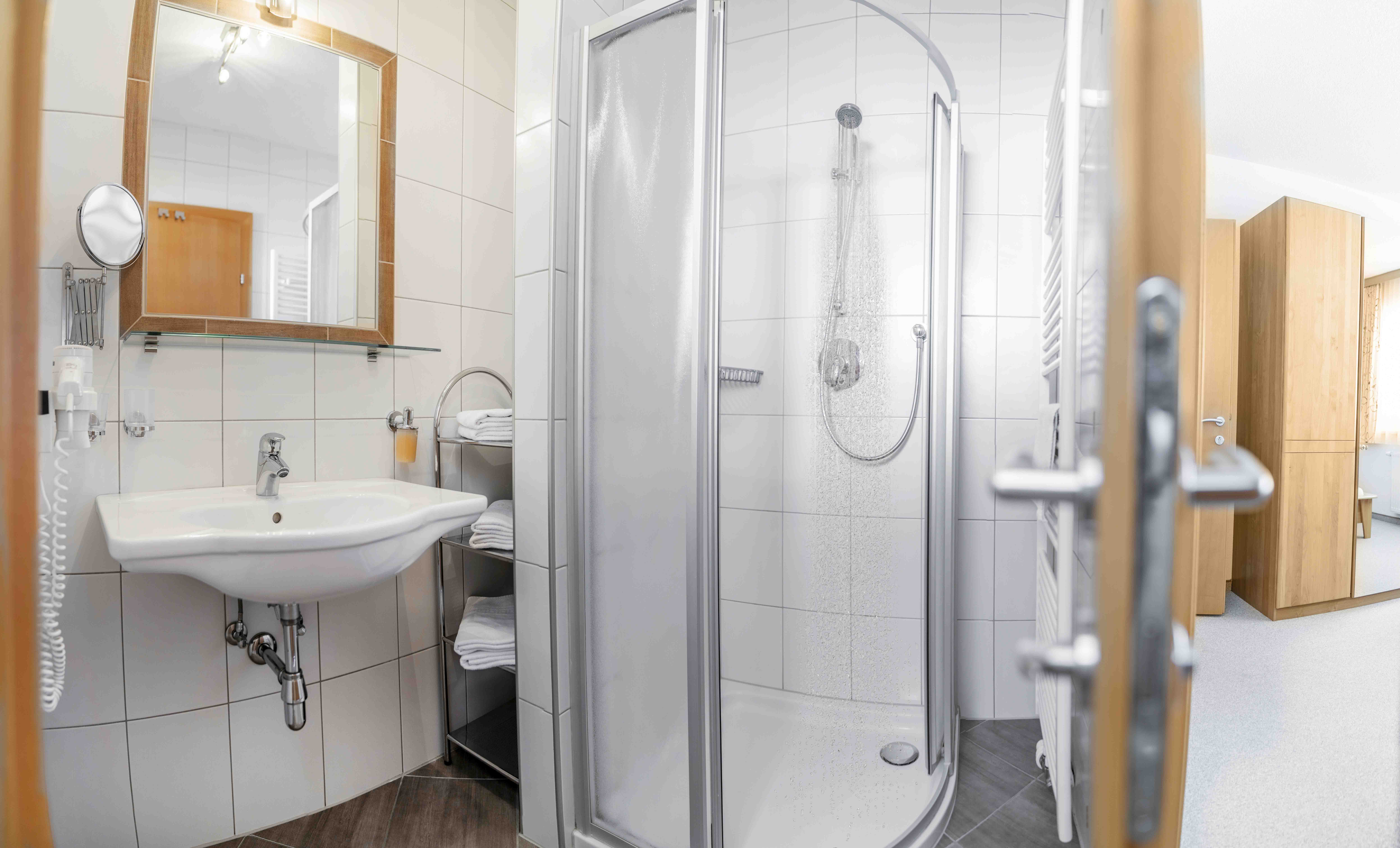 Ferien Bauernhof: Badezimmer - Adlerhof Pitztal