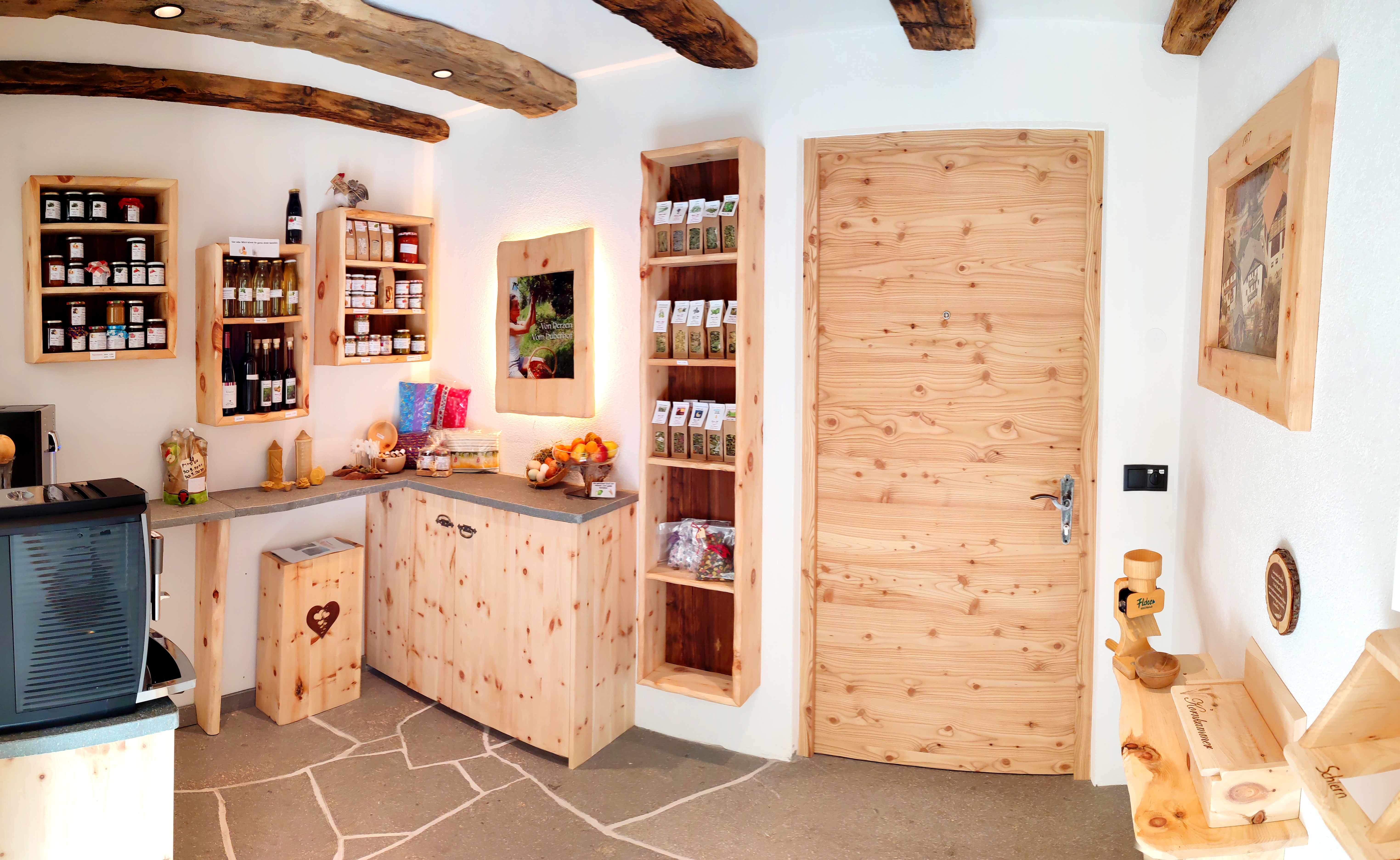 vakantie op de boerderij - Schwimmen - Hofladen mit useren Produkten - Huberhof